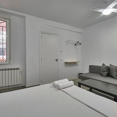 Nunez De Arce Habitaciones Madrid Bagian luar foto