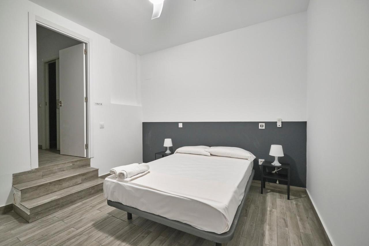 Nunez De Arce Habitaciones Madrid Bagian luar foto