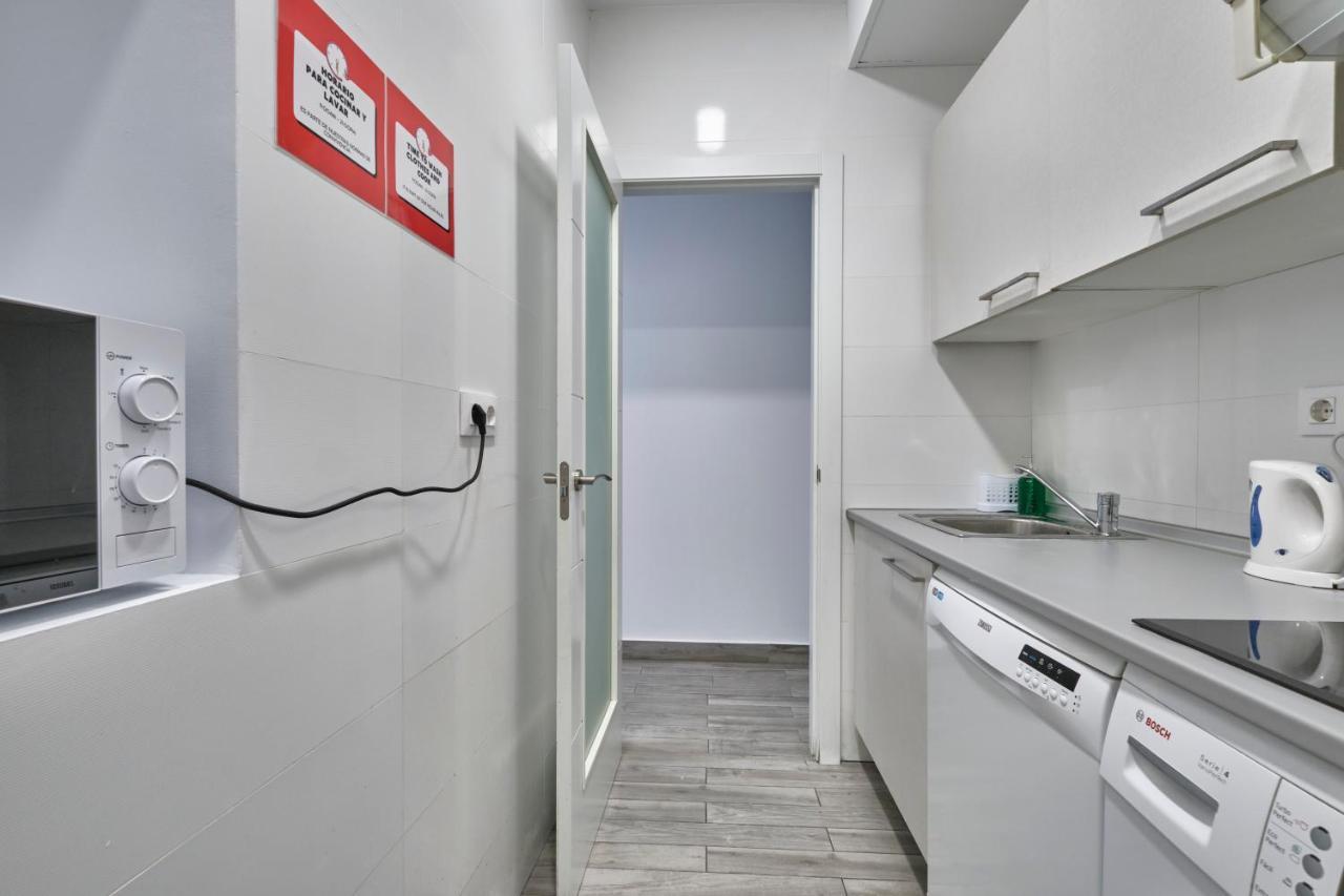 Nunez De Arce Habitaciones Madrid Bagian luar foto