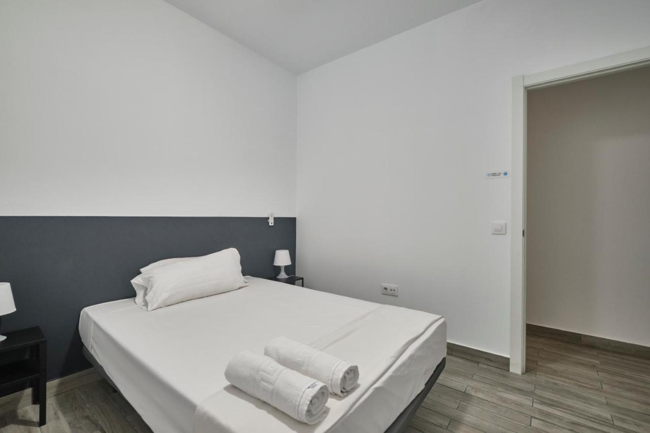 Nunez De Arce Habitaciones Madrid Bagian luar foto